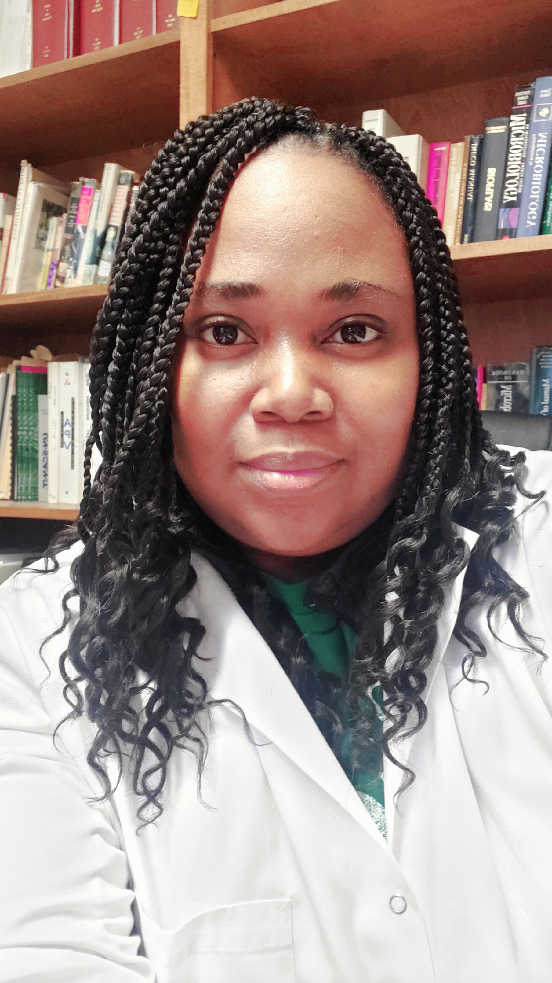 Dr. Shecoya White